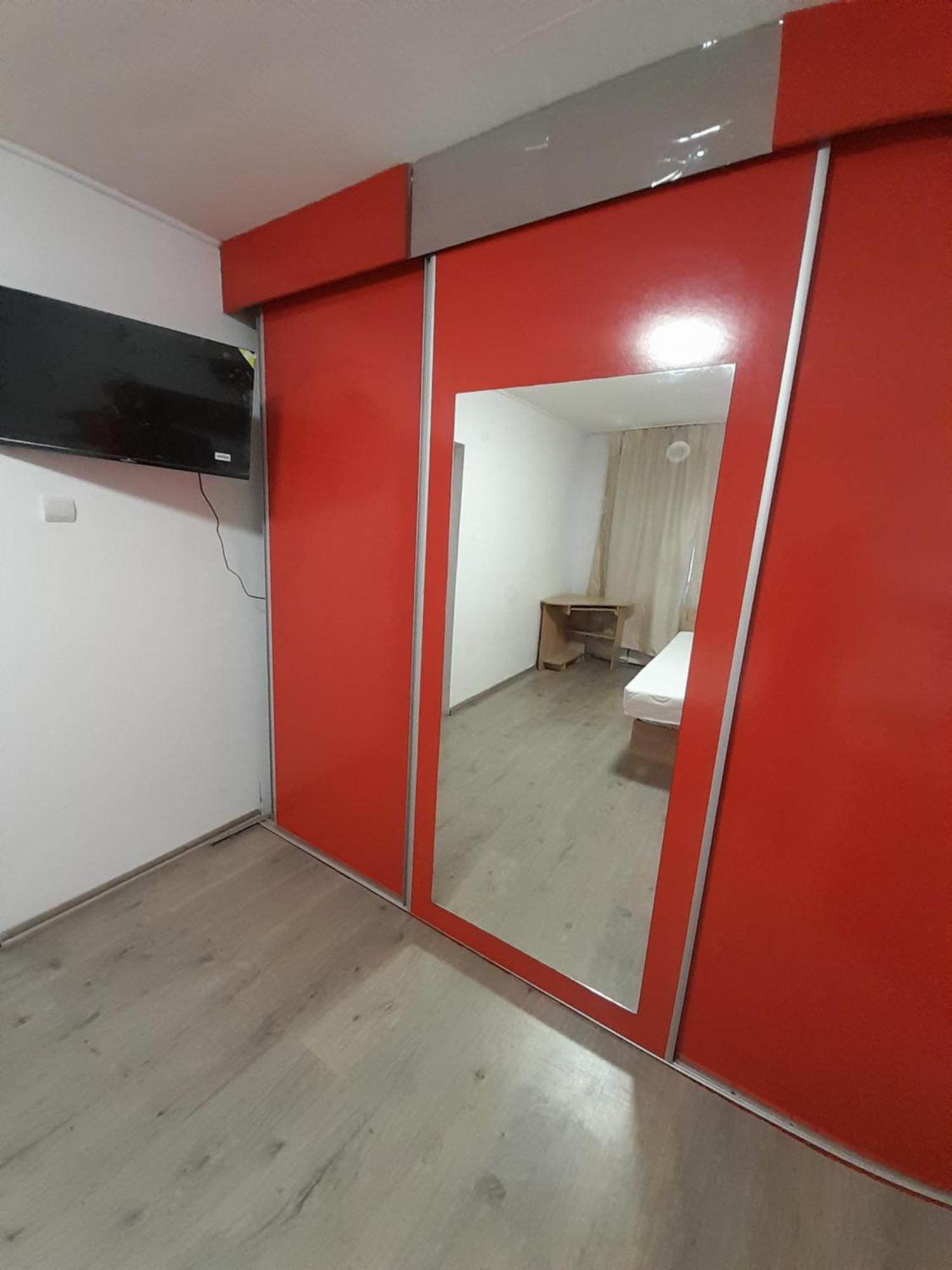 شقة Garsoniera Sic Zona Terapia Zona Linistita La Casa Cu Parcare كلوج-نابوكا المظهر الخارجي الصورة